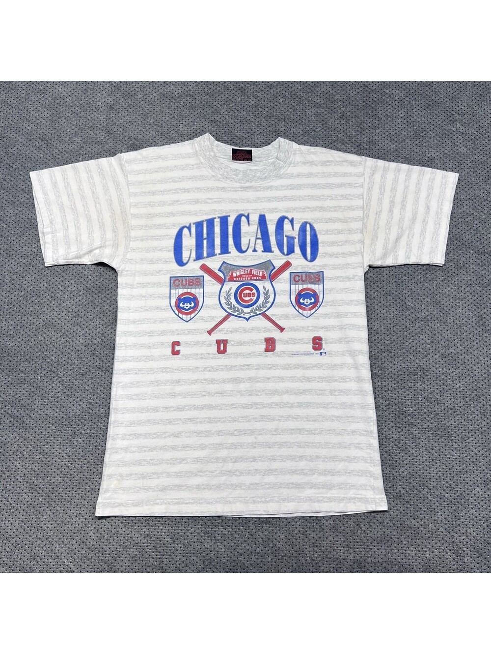 Vintage 1991 Chicago Cubs T-Shirt Medium Major League Baseball RARE MENS GRAY